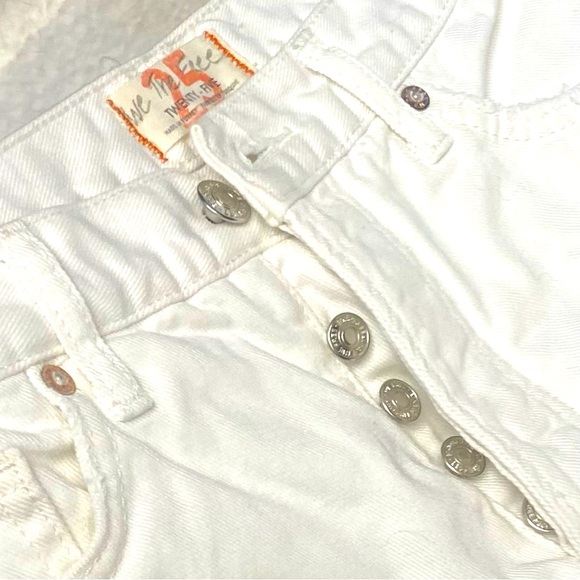 We The Free Maggie Mid Rise Cropped Jeans - Picture 3 of 5